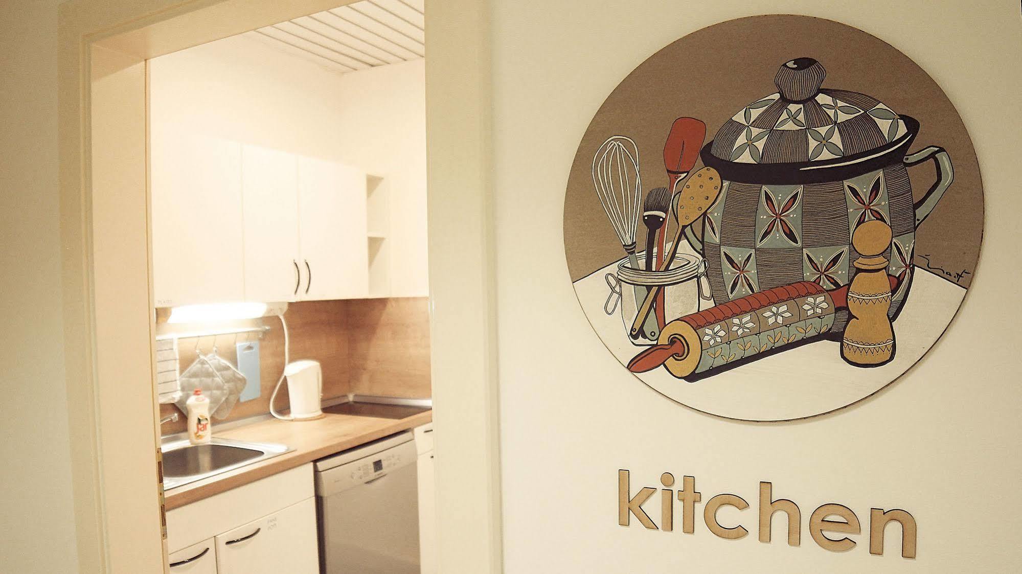 Hostel Folks Братислава Екстериор снимка